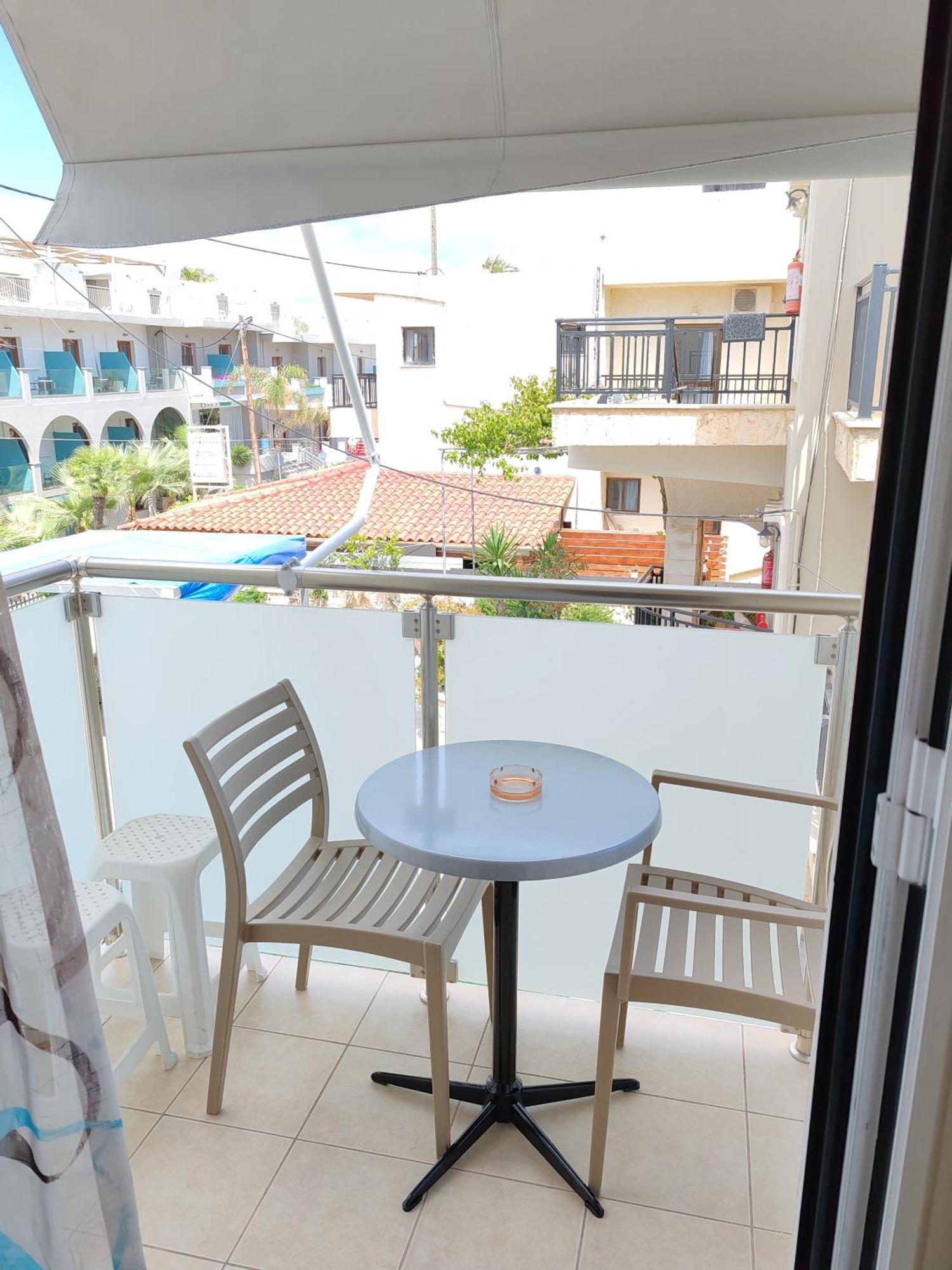Angelica Studios And Apartments Agia Marina  Luaran gambar