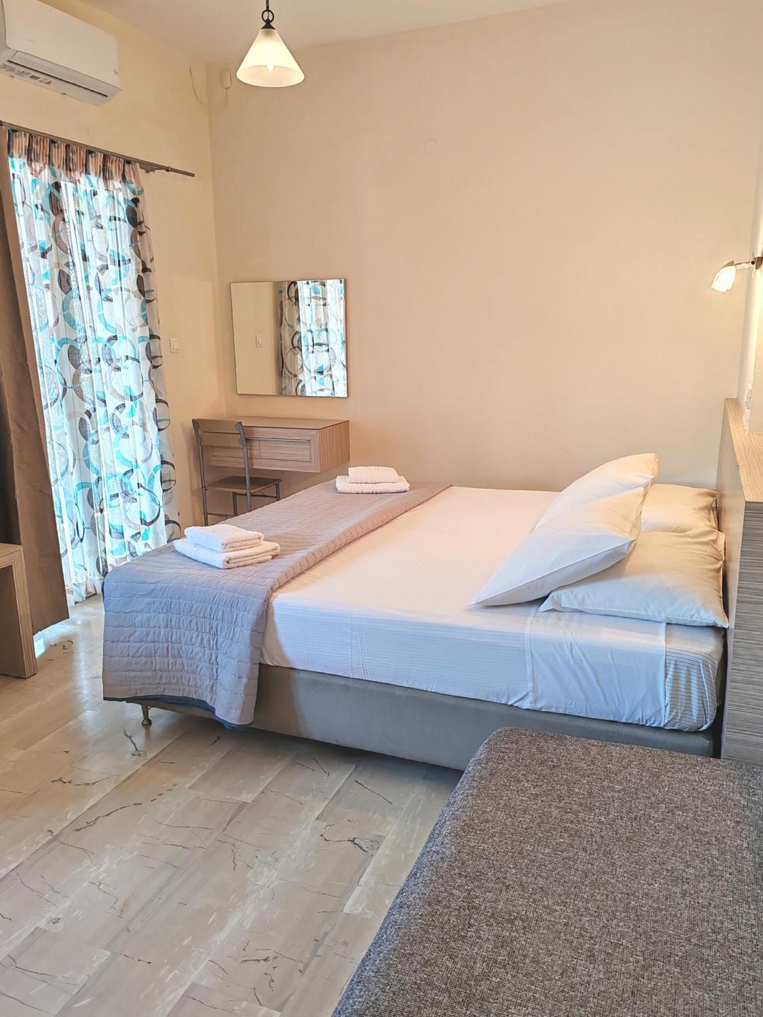 Angelica Studios And Apartments Agia Marina  Luaran gambar