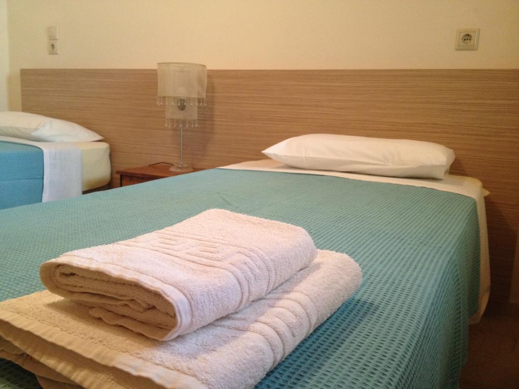 Angelica Studios And Apartments Agia Marina  Bilik gambar