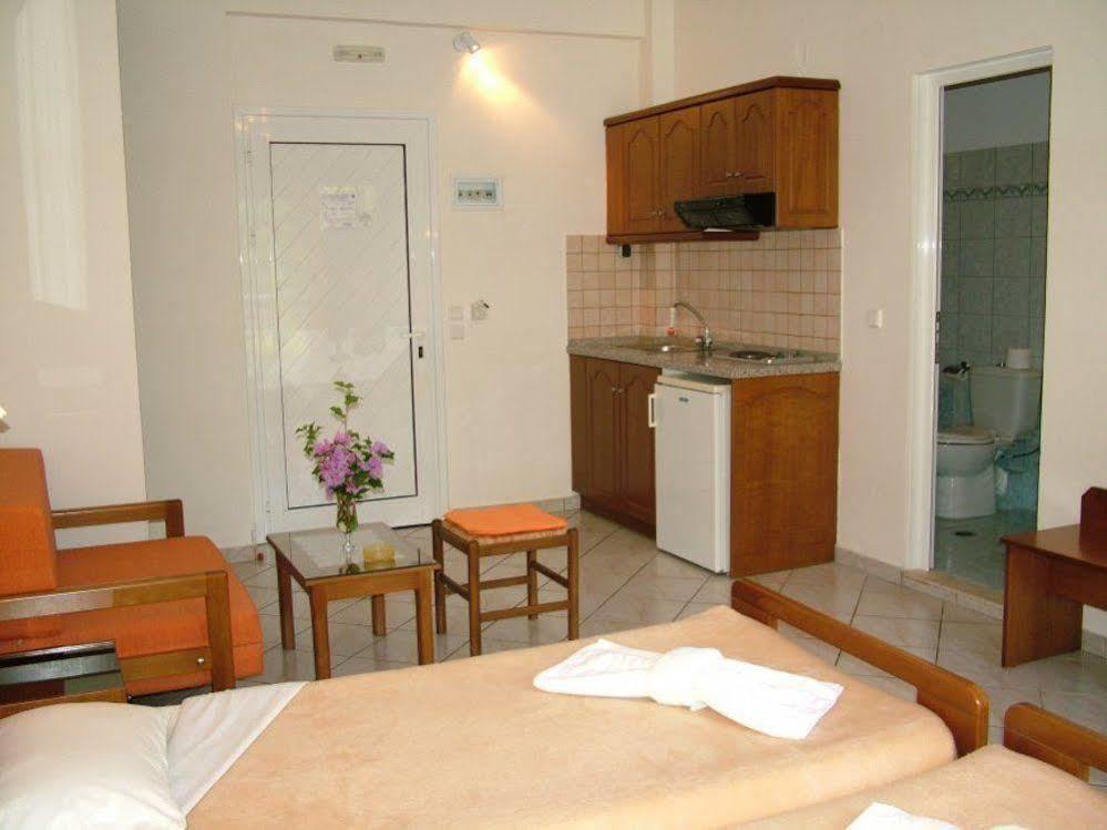 Angelica Studios And Apartments Agia Marina  Luaran gambar